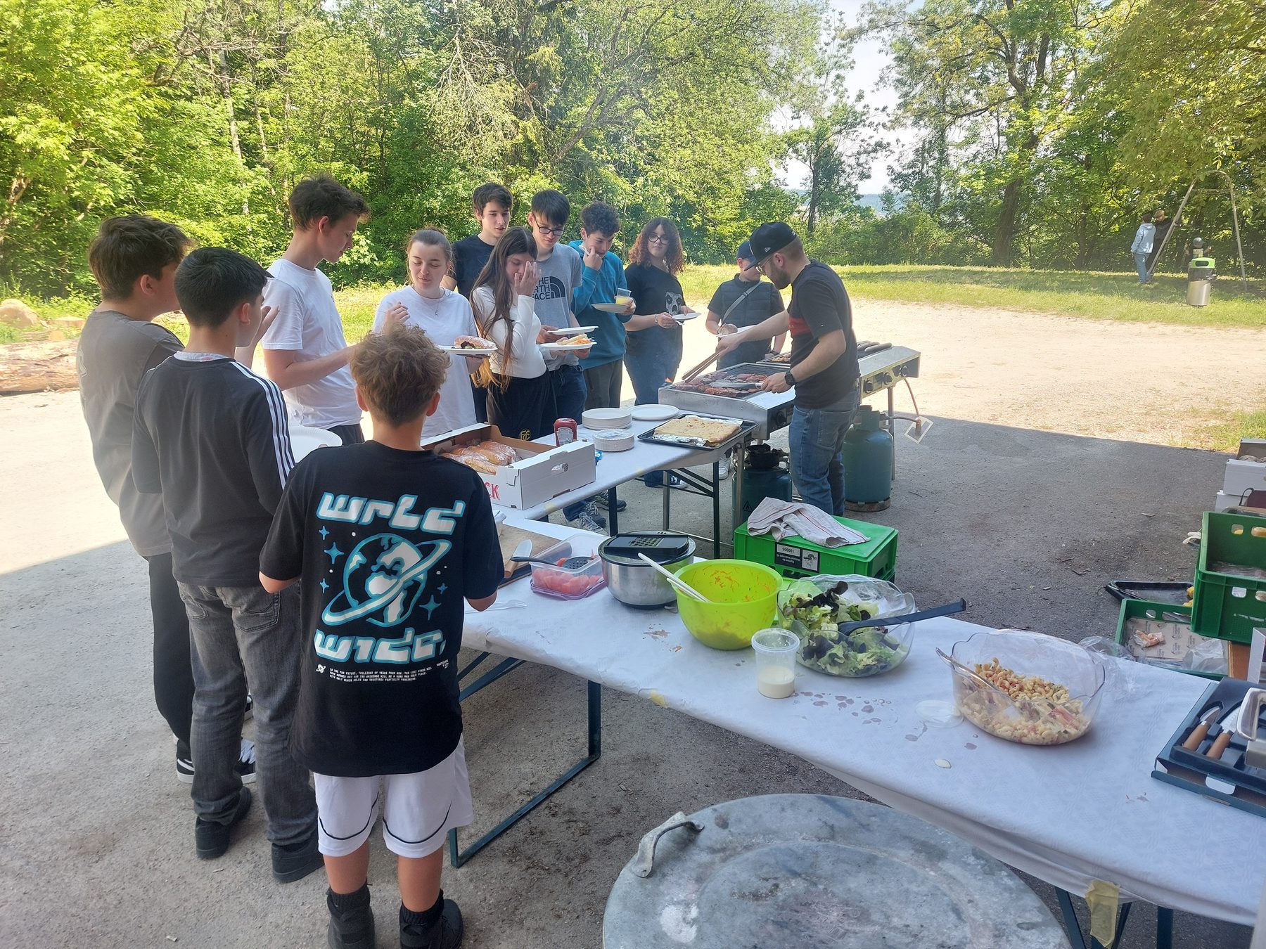 Gemeinsames Beisammensein am Grillfest 2024 – Aufnahme 5