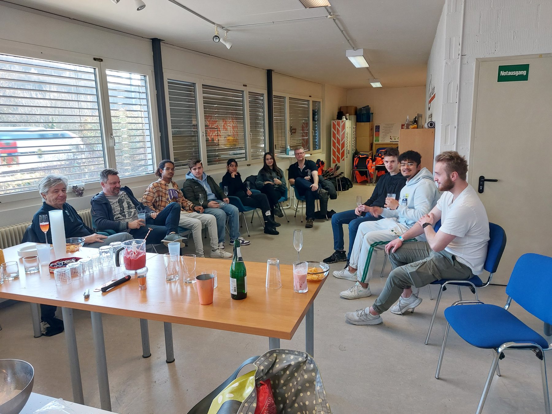 Gemeinsames Beisammensein an der Neujahrsfeier 2023 – Aufnahme 2