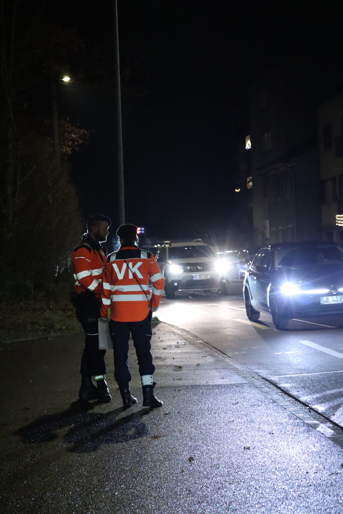 Verkehrsregelung bei Nacht im Wiederholungskurs Dezember 2025 – Aufnahme 2