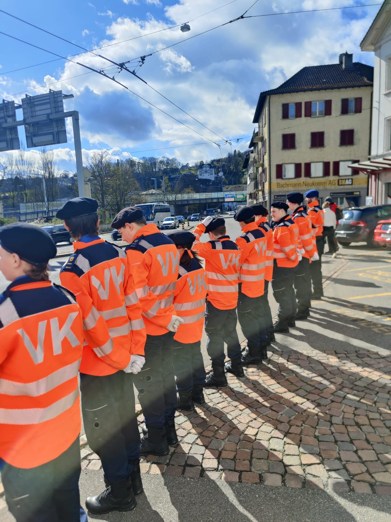 Übung zur Verkehrsregelung beim Wiederholungskurs März 2024 – Aufnahme 2